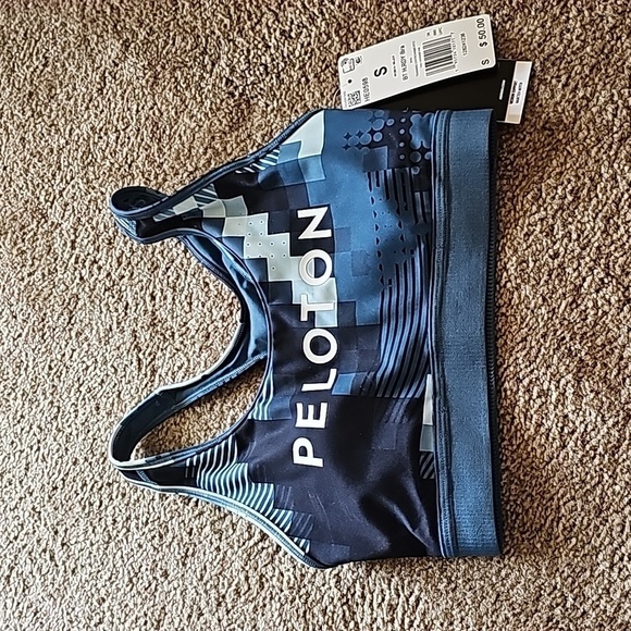 Adidas Peloton Sports Bra - Picture 1 of 6